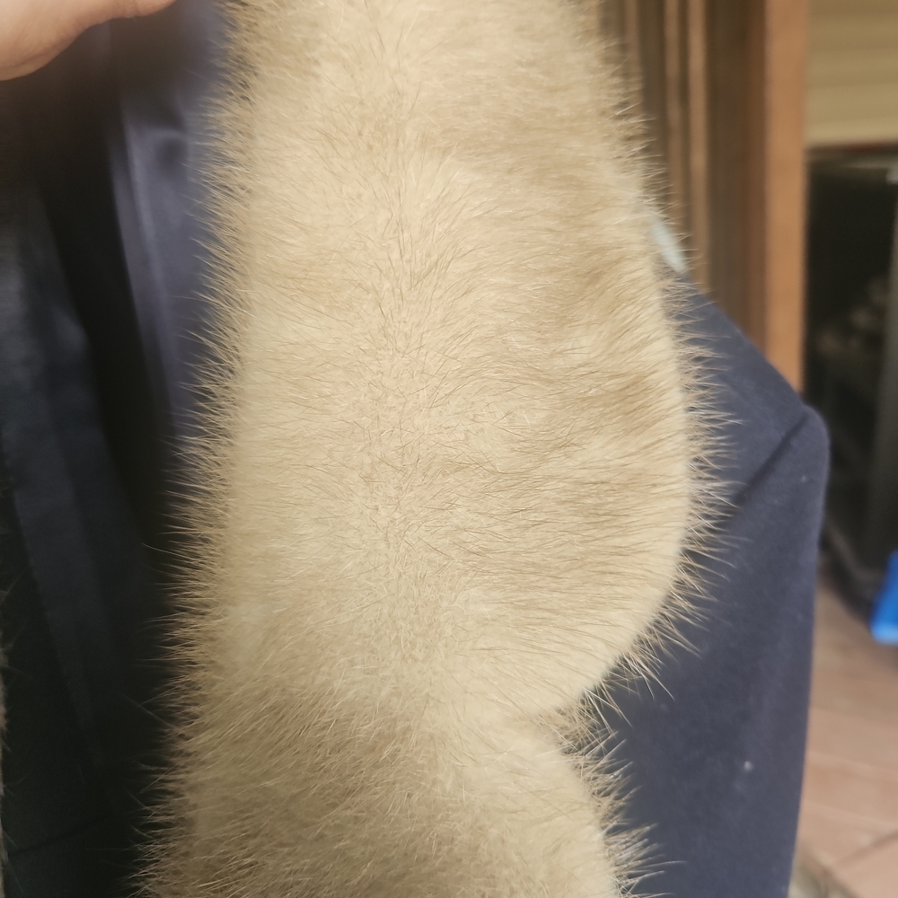 Vintage Navy Wool Coat with Fur Collar – by Sixth Sense –Made in Germany - Picture 7 of 16